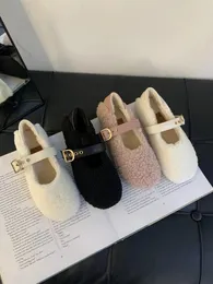 Buty kobiety mieszkania jesienne płytkie usta okrągłe palce swobodne sneakery ślizgowe mokasyny futrzane sukienki jesienne na moccasin zima s 240104