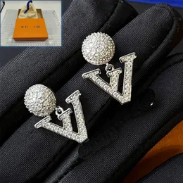 Vintage Luis Luxury Designer Earrings Classic Letter Crystal Earrings Womens New Romantic Love Jewelry Box Packaging 925 Silver Plated Charm Earrings