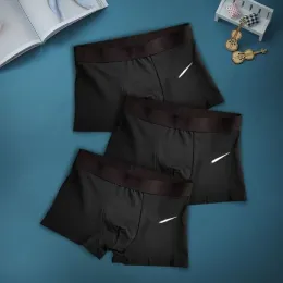 남성용 속옷, 겨울 순수면, 중학교 학생들을위한 개인화 된 인쇄 항균 스포츠 속옷을 가진 트렌디 한 4 개의 코너 바지
