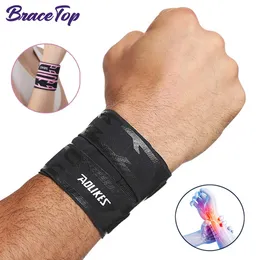 BraceTop Sports Wrist Compression Wraps Wrist Support Brace Strap for Fitness Weightlifting Basketball Tennis Wrist Pain Relief 240104