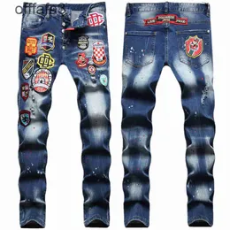 2020 nuovi jeans strappati da uomo con foro sottile multi badge elasticizzati D2 pantaloni skinny da mendicante