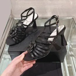 Kadın Stiletto Sandalet Slingbacks Kama Platform Topuklar 7.5 cm Elbise Ayakkabı Tasarımcısı Kuzgun Gül Ayarlanabilir Ayak Bileği Slide Slayt bayanlar Açık Boyu Ayakkabı