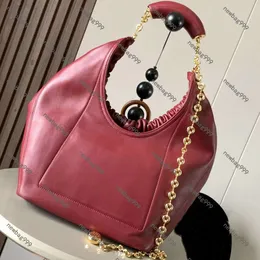 ナッパラムスキンレザーのホーボーバッグを絞るトップデザイナーを絞る1つのショルダーバッグ大容量ショッピングトートバッグゴールドハードウェアチェーンバゲット女性ファッション財布
