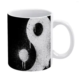 Tassen Graffiti Zen Master-Spray Paint Yin Yang Weiße Tasse Vintage Unisex Größe Balance Revolution R Evolution Gfx S