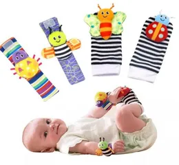 Wrist Rattle Foot Finder Baby Toys Socks Plush Wrists Rattles Feet Babys Sock Toy DHL 1000pcs2005321