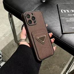 Cüzdan Kılıfları iPhone 15 Pro Maks Luxury Moda Tasarımcısı Flip Cüzdan Deri Çanta İPhone 14 Plus 15 13 12 11 Braket Şok geçirmez koruyucu kasa