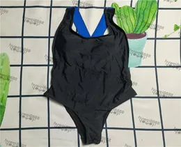 Tendenza costumi da bagno spalla Hipster Top Quality Women039s Costumi interi Costumi da bagno Spiaggia all'aperto Lusso Fasciatura da nuoto Designer Wear F8466047