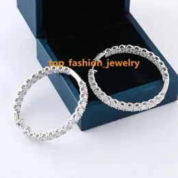 Prosty styl wysokiej jakości diamentowa biżuteria 10k/14k/18K biały złoto 4 mm okrągły def vvs moissanite Hoop kolczyki dla kobiet