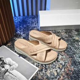 38 Sandals Breathable Summer Size Beach Slippers Sneakers Women Shoes Elegant Low Heel Sports Sheos Play Tenisse 18228