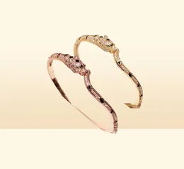 Personality domineering Leopard Bracelet Women039s Bracelet money Copper material Luxurious Dance Bracelet Gi8557030