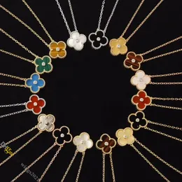 Colares com pingente clássico Van Clover 18K colar de ouro com diamantes designer de joias para mulheres titânio aço banhado a ouro nunca desbota, não alérgico, loja/21417581
