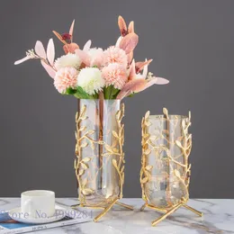 ガラスメタル花瓶中空の金メタルフレームブランチラタン透明な花花瓶の花のアレンジメント水耕栽培ホームデコレーション240105