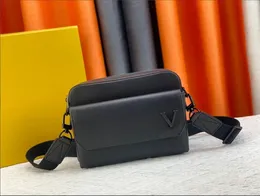 2024 Luxurys Tasarımcıları Erkek Omuz Çantaları Adam Gerçek Deri Evrak Çantaları Tasarımcı Çanta Bolsas Messenger Çantası Gelinlik Crossbody Bag Cüzdan