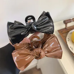 Retro Faux Leather Double Layered Large Bow Hair Claws Fashion Hair Accessories Women Trend Shark Clips Back Head Hairpins Girl