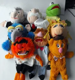 Muppets Puppet Kermit Frog Fozzie Bear Swedish Chef Miss Piggy Gonzo Plush fylld 28 cm Handdockor Baby Barnbarn Teksaker Y3622291