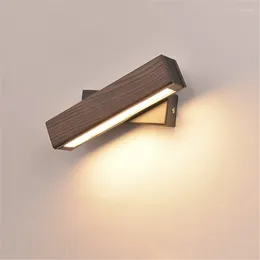 Lampada da parete Nordic Camera da letto Comodino Legno LED Solid Art Decor Corridoio Luci rotanti moderne Luce da lettura Illuminazione domestica