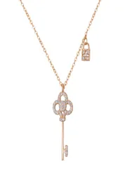 Sparkling Diamond Zircon Fashion Designer Lovely Lock Key Pendant Necklace for Women Girls Rose Gold Silver3150807