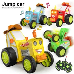 Auto acrobatica telecomandata con luci Musica divertente Giocattolo per bambini Movimenti di danza pazze Azione oscillante Pneumatici elastici Regalo perfetto per i bambini 240105