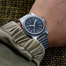 الساعات الأخرى Merkur Vintage Watch العسكرية البريطانية المراقبة رجال ميكانيكية الرياح الساعات اللومين وصمة عار الصلب العدسة RELOJL240105