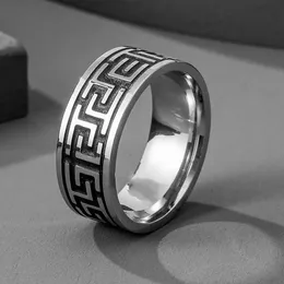 Обручальные кольца Винтажное кольцо с черным узором диаметром 8 мм подходит для мужчин и женщин 240104