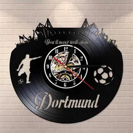Dortmund City Skyline Clock Wall Wall States German Football Stadium Colebration Wall Art Vinyl Record Wall Clock Y200109232V