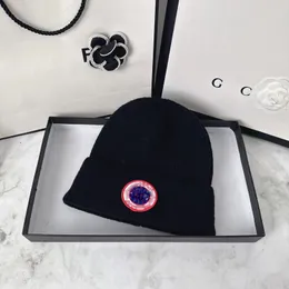 Mode lyx canada anka märke hatt beanie skalle caps designer stickade hattar ins populära vinter varm ull stickad möss