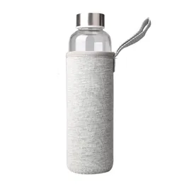Garrafa de água esportiva 550ML com infusor de chá e saco protetor cinza garrafa de água de vidro resistente a altas temperaturas para crianças 240105