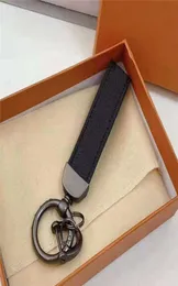 Marka Tasarımcısı Keychain Karikatür Buzağı PU Deri Anahtarlıklar 4 Renkli Portachiavi Erkek ve Kadınlar için Klasik Key Ring Araba Kolye 3915482