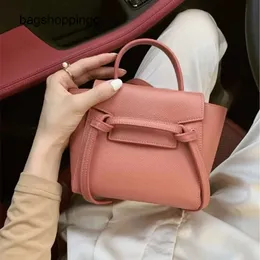 Yeni Varış Kristal Çantalar Tasarımcılar Çanta Cowhide Bag Cel Triumphal Arch Bag Omuz Çanta Zinciri Claudes Crossbody Bag Tofu Çanta Kadın Moda Çantası Koltuklu Çanta CE Çantası 43cn