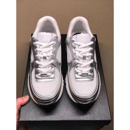 10 A7A Tasarımcı Spor Ayakkabı Buzağı Casual Ayakkabı Moda Yansıtıcı Ayakkabılar Erkek Kadın Sneaker Vintage Süet Eğitmenler Artan Deri Platform Ayakkabı