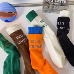 Kadın Çorap Sonbahar Kış Komik Harajuku Mizah Kelimi Merhaba Pazar Yaratıcı Hip Sokak Kaykay Unisex Crew Happy Sock