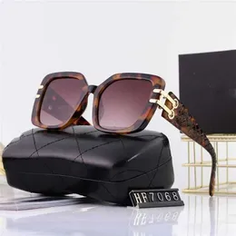 16% OFF Wholesale of sunglasses New Straight Fashion Ins Sunglasses for Women with Super Texture{category}