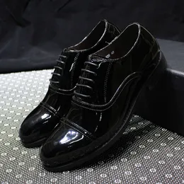 Herren-Kleid, echtes Lackleder, Oxfords, handgefertigt, Schnürung, Cap-Toe, Hochzeit, formelle Schuhe für Herren, Büro-Schuhe