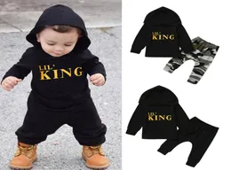 Yürümeye başlayan çocuk bebek erkek bebek mektup kapüşon tişört üstleri kamuflaj pantolon kıyafetler kıyafetler set yüksek kaliteli vetement enfant fille w8066595156