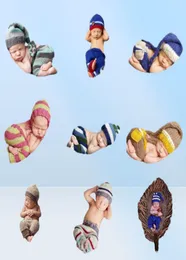 Nyfödda POGRAFI PROPS Baby Boy Girl Poshoot Crochet Striped Outfit Spädbarn Birthday Picture Shoot Clothes Baby Shower Gift8595872