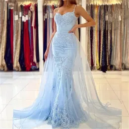 Sexy Spaghetti-Spitze-Meerjungfrau-Abschlussballkleid mit abnehmbarer Schleppe auf der Rückseite, formelle Partykleider, hellblaues Geburtstags-Abendkleid für besondere Anlässe für Frauen