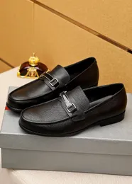 2024 Uomo Scarpe da abito da sposa formale Scarpe da lavoro per il tempo libero Oxford da uomo di alta qualità Slip On Casual Classico Traspirante Appartamenti Taglia 38-45