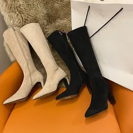 Stövlar långa stövlar modedesigner plattformskor chelsea kvinnans stövlar fyrkantiga tå blixtlås hög häl mode skor 231219
