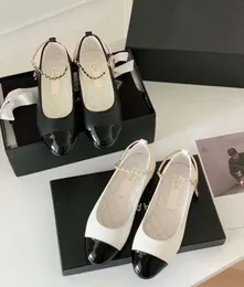 2024 Paris Lüks Tasarımcı Moda Bale Daireler Yuvarlak Yay Kadın Lüks Ayakkabı Zinciri Dekorasyonlu Günlük Yumuşak Ayakkabılar Marka Deri Daireler Kanal İki Versiyonlar