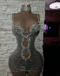 Sexy Silver Sequins Sheath Prom Party Dresses 2024 With High Neck Keyhole Plus Size Homecoming Cocktail Party Gowns