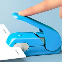 1pc Stapless Stapler Kitap Kağıt Zımba Zımba Mini Taşınabilir Okul Ofis Malzemeleri Yok 240105