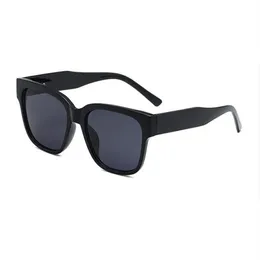 Fashion New Style 0056 Large Frame Sunglasses For Men And Women Summer Sunscreen Glasses Ladies Designer Eyeglasses With Case338h