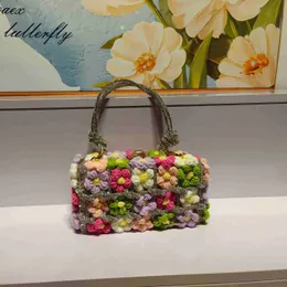 Fashionable Sweet Internet Celebrity Transparent Acrylic Flower Bag Banquet Bag Hand Woven Rhinestone Bag Underarm Women's Bag240115