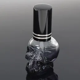 8mlパーソナライズされた頭蓋骨形状補充可能ポータブル空のガラス香水ボトル旅行ミニ圧力スプレー香水ボトル新しい230106