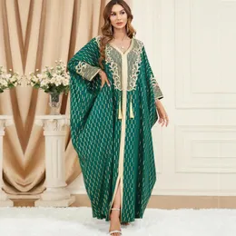 Etnik Kıyafet Batwing Sleeve Abaya Elbise Kadınlar Şık Dantel Aplike Bant Trim Altın Damgalama Arap Türkiye Müslüman Robe Tassel Corban