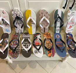 Sapatos de grife, chinelos de verão em espinha, designers franceses com uma grande variedade de designs exclusivos para escolher, masculinos e femininos