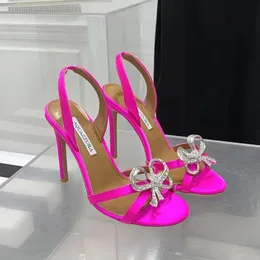 Sandálias de estilingue traseiras sapatos de noite bombas de couro genuíno mulheres sapato de salto alto banda estreita dedo do pé aberto saltos stiletto designers de luxo fábrica footwea