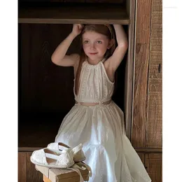 Kız elbiseler sevimli çocuk spagetti kayış elbise İspanyol tarzı kolsuz işlemeli çiçek sundress doğum günü çocuk giyim 9t