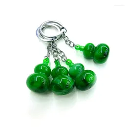 Keychains 50st kinesiska kalebass nyckelring Jadeite färg Keyring Imitation Jade Key Chain Bag Pendant Jewelry