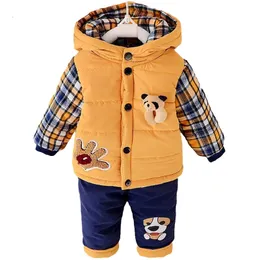 Conjunto de traje de ropa de invierno para bebés, chaqueta cálida, pantalones, abrigo de manga larga, ropa de moda kis 04 años 240106